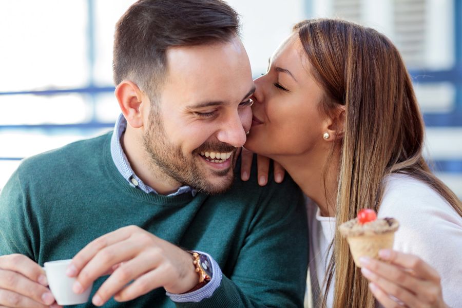 Warum Frauen Komplimente machen sollen